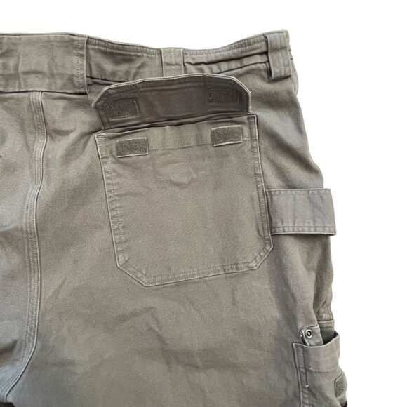 Duluth Trading Co Mens 46 Gray Flex Fire Hose Cargo Shorts Utility Pockets - Picture 11 of 15